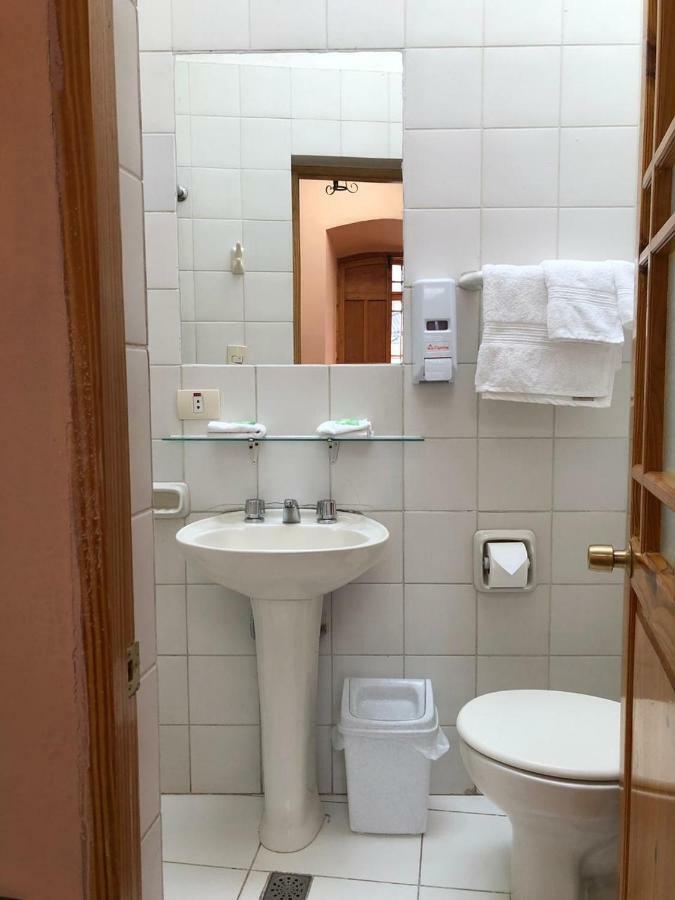 לה פאז Hostal La Posada De La Abuela מראה חיצוני תמונה